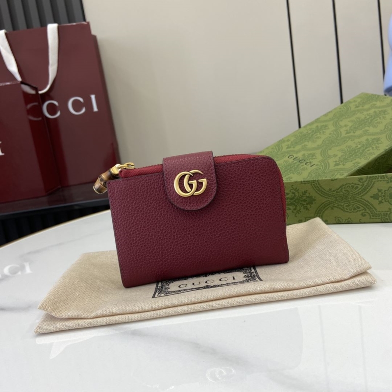 G*u*i wallets & purse